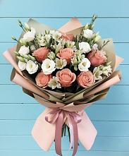 Букет цветов из:  Розы, Альстромерии и Лизиантусы в Хандыге