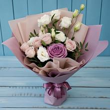 Букет цветов из:  Розы и Лизиантусы в Хандыге