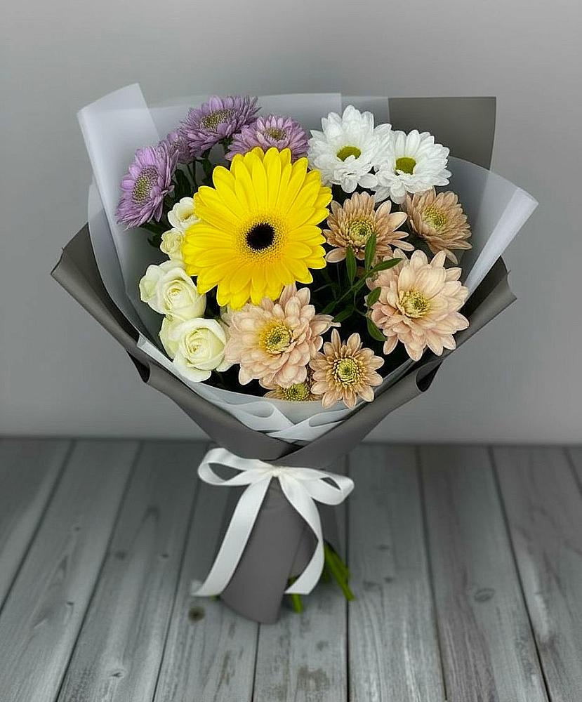 Букет цветов из: Розы, Герберы и Хризантемы в Хандыге