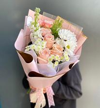 Букет цветов из:  Хризантемы и Розы в Хандыге