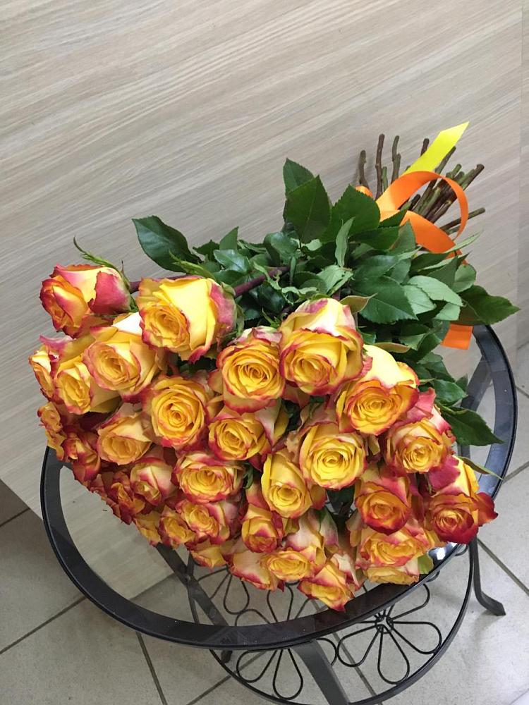 Букет Желтые розы в Хандыге