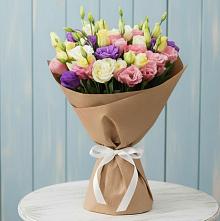 Букет цветов из:  Лизиантусы в Хандыге