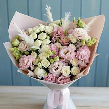 Букет цветов из:  Альстромерии и Розы в Хандыге